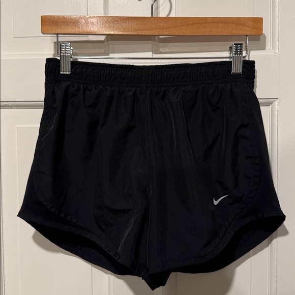 Nike Women's Tempo Black Running Shorts - Picture 1 of 1